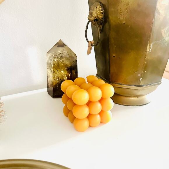 NEW ANTHROPOLOGIE Yellow Gold Molded Circle Square 2" Bubble Shaped Wax Candle - Picture 1 of 9